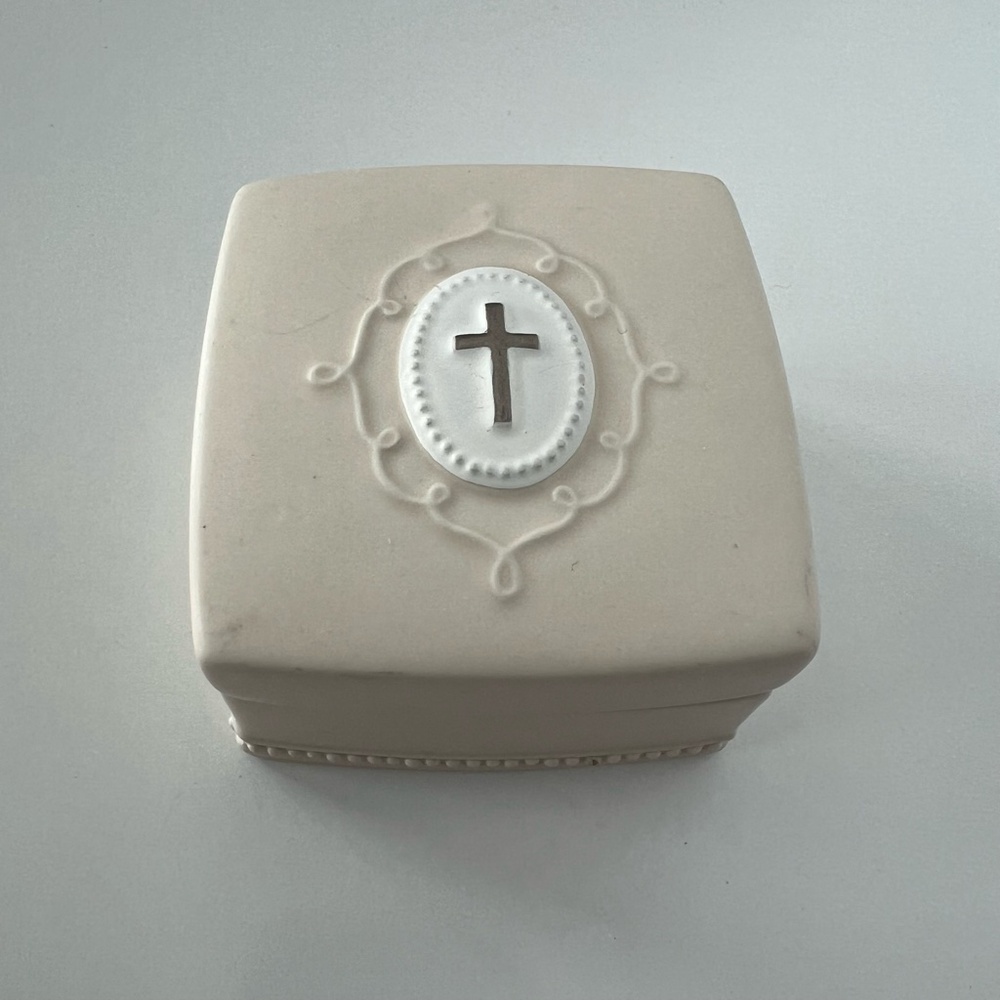 Hallmark Cross Trinket Box - Picture 2 of 6
